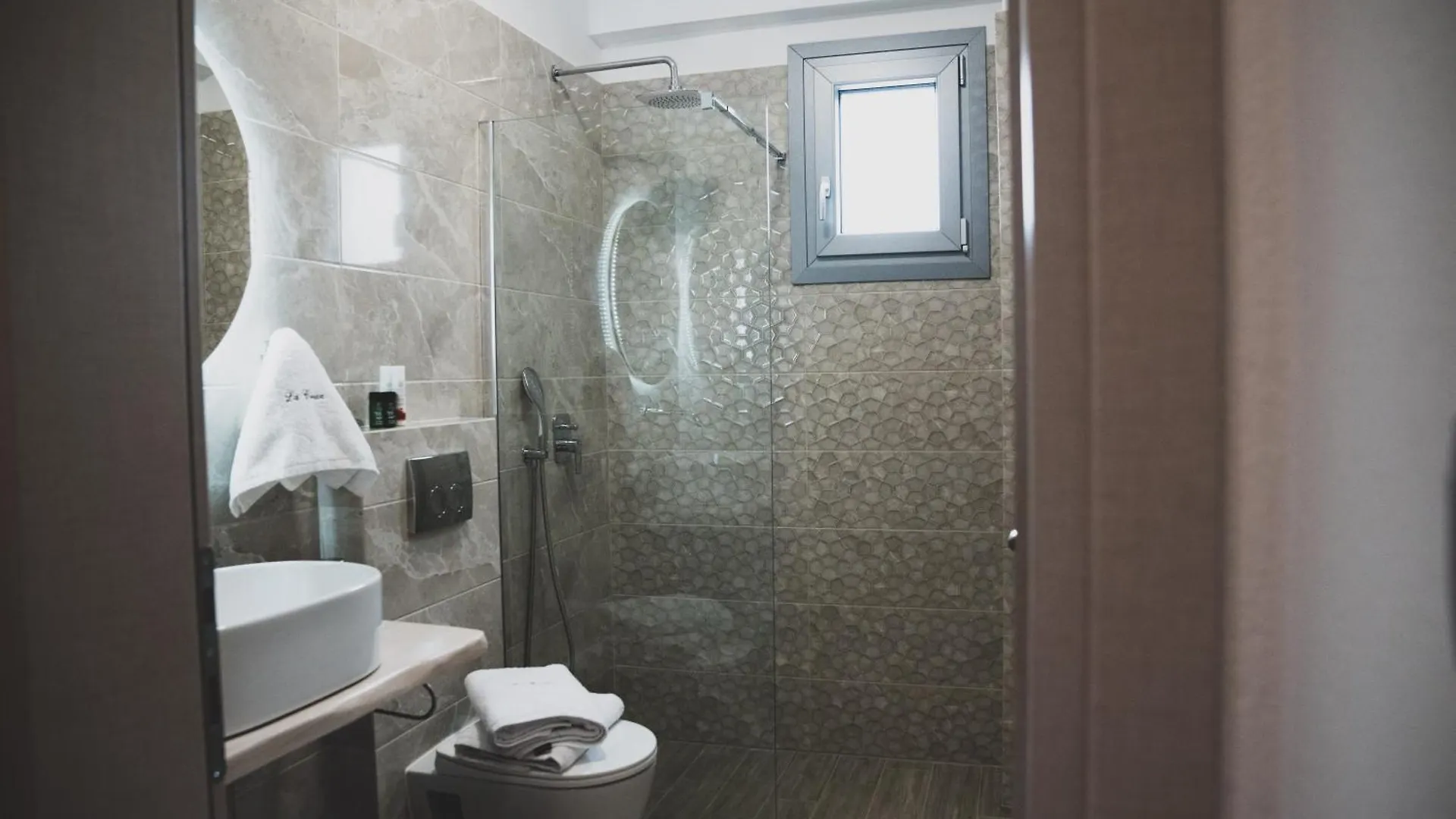 La Cruz Luxury Apartments Stavros