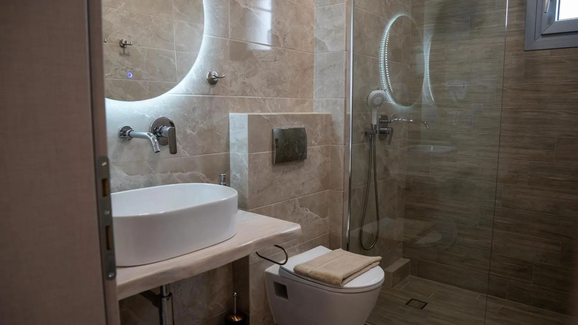 La Cruz Luxury Apartments Stavros